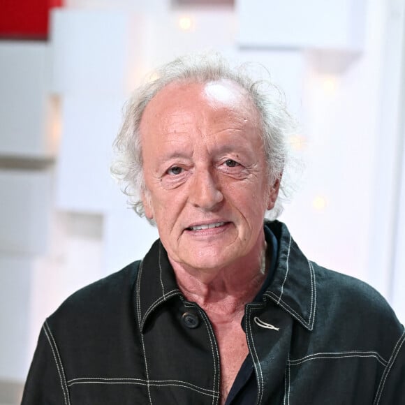 Exclusif - Didier Barbelivien - Enregistrement de l'émission "Vivement dimanche" au studio Gabriel, présentée par M.Drucker, diffusée sur France 3 le 23 octobre 2022. © Guillaume Gaffiot / Bestimage