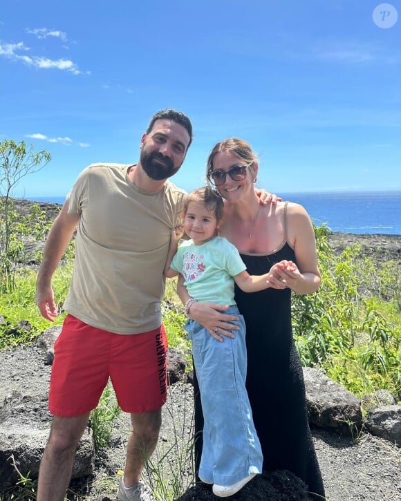 Laure et Matthieu de "Mariés au premier regard" avec leur fille Lya