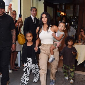 Kim Kardashian et Kanye West avec 3 de leurs 4 enfants, North, Saint et Chicago déjeunent au Cipriani après l'église. New York, NY, États-Unis, 29 septembre 2019. Photo by Splash News/ABACAPRESS.COM