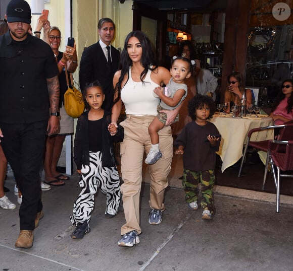 Kim Kardashian et Kanye West avec 3 de leurs 4 enfants, North, Saint et Chicago déjeunent au Cipriani après l'église. New York, NY, États-Unis, 29 septembre 2019. Photo by Splash News/ABACAPRESS.COM