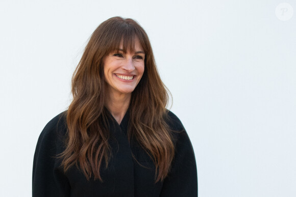 Julia Roberts assiste au défilé de mode Les Sculptures Jacquemus à la Fondation Maeght, à Saint-Paul-De-Vence, France, le 29 janvier 2024. Photo par Aurore Marechal/ABACAPRESS.COM