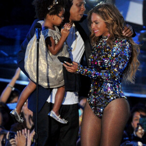 Blue Ivy, Jay Z et Beyonce sur scène lors des MTV Video Music Awards 2014 au Forum le 24 août 2014 à Los Angeles, CA, USA. Photo par Frank Micelotta/PictureGroup/ABACAPRESS.COM