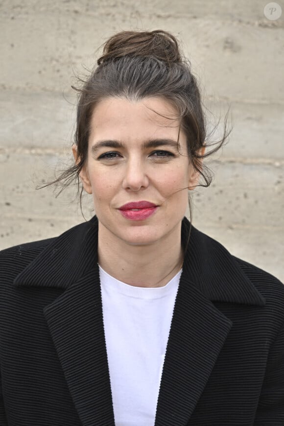 Charlotte Casiraghi au photocall du défilé croisière Chanel 2024-2025 à la Cité radieuse à Marseille, France, le 2 mai 2024. © Olivier Borde/Bestimage 