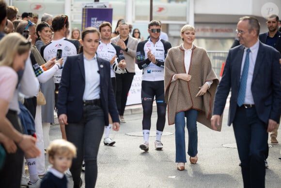 La princesse Charlène de Monaco assiste à l'arrivée de la 10ème édition de la randonnée cycliste caritative St Tropez à Monaco organisée par le COCC (Champagne & Oyster Cycling Club of Monaco) au profit de la Princesse Charlène de Monaco le 5 mai 2024. © Olivier Huitel / Pool Monaco / Bestimage