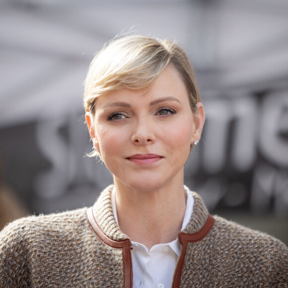 La princesse Charlène de Monaco assiste à l'arrivée de la 10ème édition de la randonnée cycliste caritative St Tropez à Monaco organisée par le COCC (Champagne & Oyster Cycling Club of Monaco) au profit de la Princesse Charlène de Monaco le 5 mai 2024. © Olivier Huitel / Pool Monaco / Bestimage