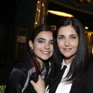 Cristiana Reali et sa fille Toscane Huster lors de la 31ème cérémonie des Molières 2019 aux Folies Bergère à Paris, France, le 13 mai 2019. © Cédric Perrin/Bestimage 