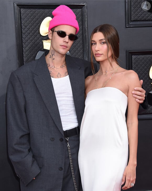 Justin Bieber et Hailey Rhode Bieber (Baldwin) au photocall de la 64ème édition des Grammy Awards au MGM Grand Garden à Las Vegas