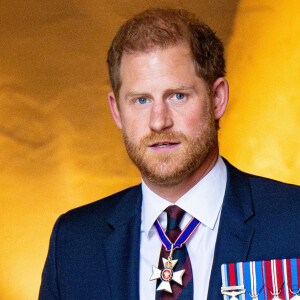 Le prince Harry était récemment de retour à Londres
Le prince Harry, duc de Sussex arrive à la célébration du 10ème anniversaire des Invictus Games, en la cathédrale Saint-Paul à Londres. Venu sans sa femme et ses enfants, il ne rencontrera pas son père qui lutte actuellement contre un cancer. © MISC/Backgrid USA/Bestimage 