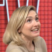 Julie Gayet gênée face à une question très intime sur sa relation avec François Hollande, l'actrice ne se démonte pas et répond