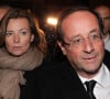 lorsqu'ils ont appris qu'elle était en couple avec le président de la République - lequel d'ailleurs était en couple avec Valérie Trierweiler.
François Hollande et Valérie Trierweiler en 2012.