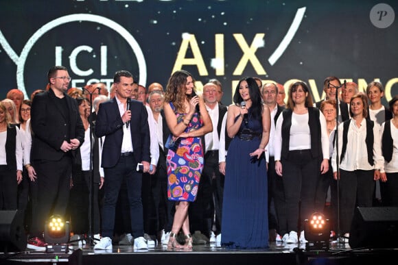 Exclusif - Vincent, le chef de choeur de Spectacul'art, Laurent Luyat, Laury Thilleman et Anggun - Enregistrement de l'émission de télévision "Le Grand Concert des Régions : Ici c'est Aix en Provence", à l'Arena du Pays d'Aix, présentée par L.Luyat et L.Thilleman, et diffusée le 17 mai sur France 3. Le 30 avril 2024. © Bruno Bebert-Jack Tribeca / Bestimage