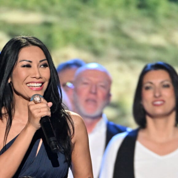 Exclusif - Anggun accompagnée par 100 choeurs Spectacul'art - Enregistrement de l'émission de télévision "Le Grand Concert des Régions : Ici c'est Aix en Provence", à l'Arena du Pays d'Aix, présentée par L.Luyat et L.Thilleman, et diffusée le 17 mai sur France 3. Le 30 avril 2024. © Bruno Bebert-Jack Tribeca / Bestimage