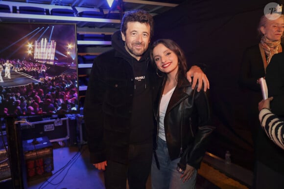 Exclusif - Patrick Bruel, Mimaa - Backstage de l'enregistrement de l'émission de télévision "Le Grand Concert des Régions : Ici c'est Aix en Provence", à l'Arena du Pays d'Aix, présentée par L.Luyat et L.Thilleman, et diffusée le 17 mai sur France 3. Le 30 avril 2024. © Bruno Bebert-Jack Tribeca / Bestimage