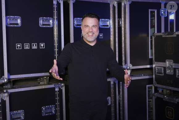 Exclusif - Franck Castellano - Backstage de l'enregistrement de l'émission de télévision "Le Grand Concert des Régions : Ici c'est Aix en Provence", à l'Arena du Pays d'Aix, présentée par L.Luyat et L.Thilleman, et diffusée le 17 mai sur France 3. Le 30 avril 2024. © Bruno Bebert-Jack Tribeca / Bestimage