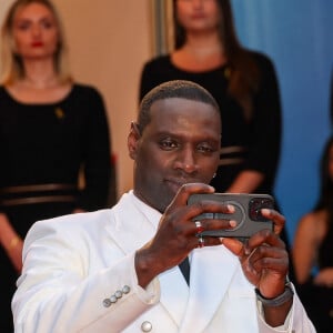 Nadine Labaki, Omar Sy et Ebru Ceylan (Jury Longs Métrages) - Montée des marches du film " Le deuxième acte " pour la cérémonie d'ouverture du 77ème Festival International du Film de Cannes, au Palais des Festivals à Cannes. Le 14 mai 2024 © Jacovides-Moreau / Bestimage 