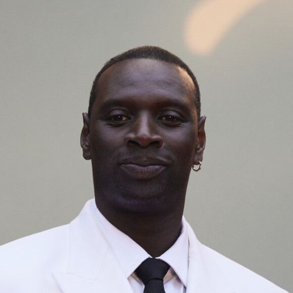 Omar Sy est une tête d'affiche du cinéma français
Omar Sy - Montée des marches du film " Le deuxième acte " pour la cérémonie d'ouverture du 77ème Festival International du Film de Cannes, au Palais des Festivals à Cannes. © Jacovides-Moreau / Bestimage 