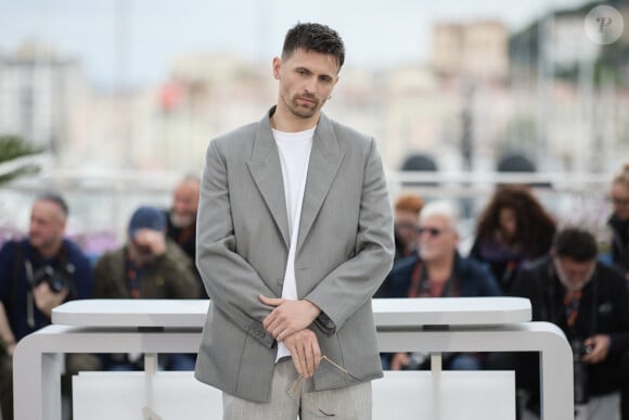 Une liste de soi-disants agresseurs sexuels du milieu du cinéma. Le comédien a réagi dans "Clique" à ce "virus"
Raphaël Quenard - Photocall du film "Le deuxième acte", présenté hors compétition, lors du 77ème Festival International du Film de Cannes (14 - 25 mai 2024), le 15 mai 2024.