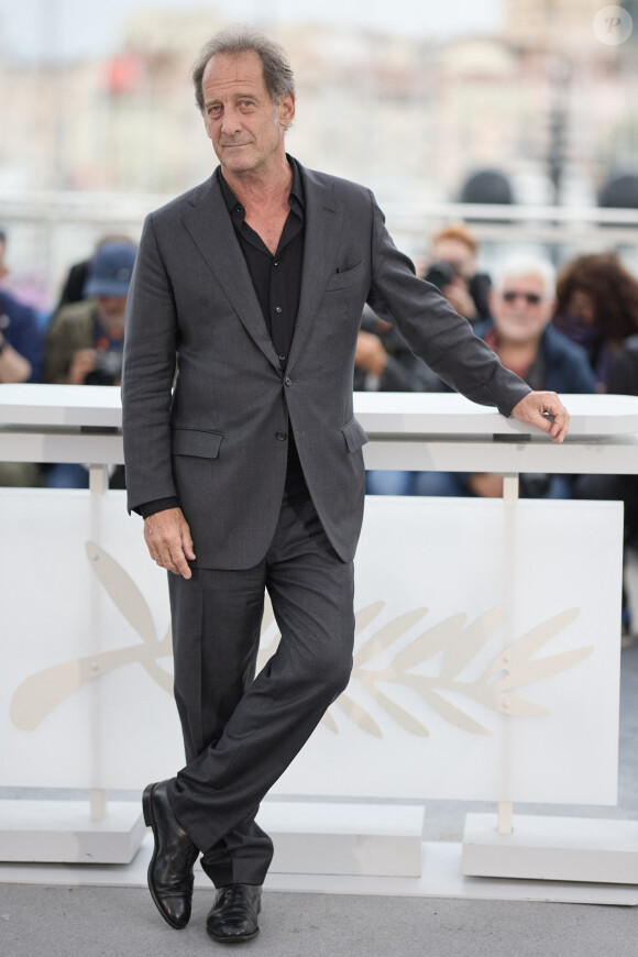 Vincent Lindon - Photocall du film "Le deuxième acte", présenté hors compétition, lors du 77ème Festival International du Film de Cannes (14 - 25 mai 2024), le 15 mai 2024.