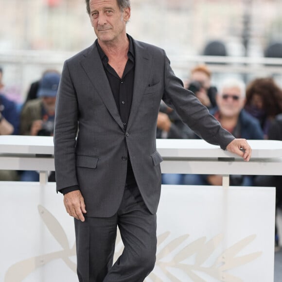 Vincent Lindon - Photocall du film "Le deuxième acte", présenté hors compétition, lors du 77ème Festival International du Film de Cannes (14 - 25 mai 2024), le 15 mai 2024.