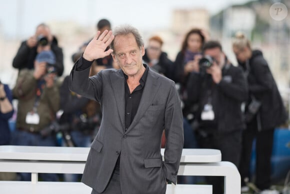 Vincent Lindon - Photocall du film "Le deuxième acte", présenté hors compétition, lors du 77ème Festival International du Film de Cannes (14 - 25 mai 2024), le 15 mai 2024.