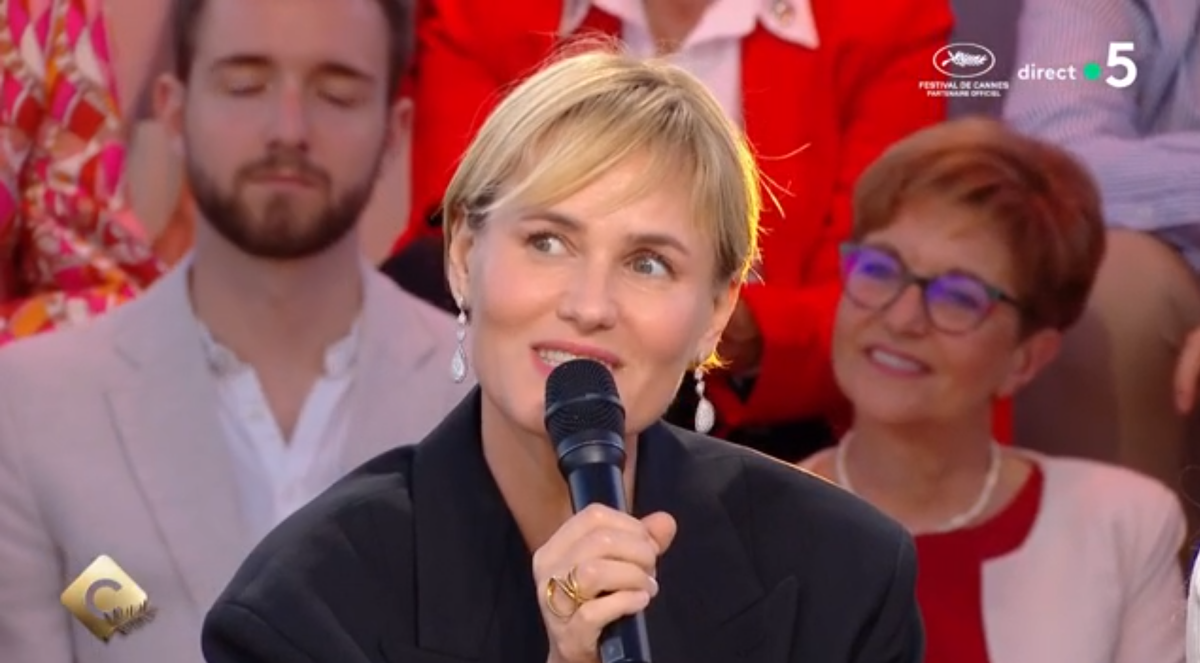 Vidéo Judith Godrèche et sa fille Tess dans 