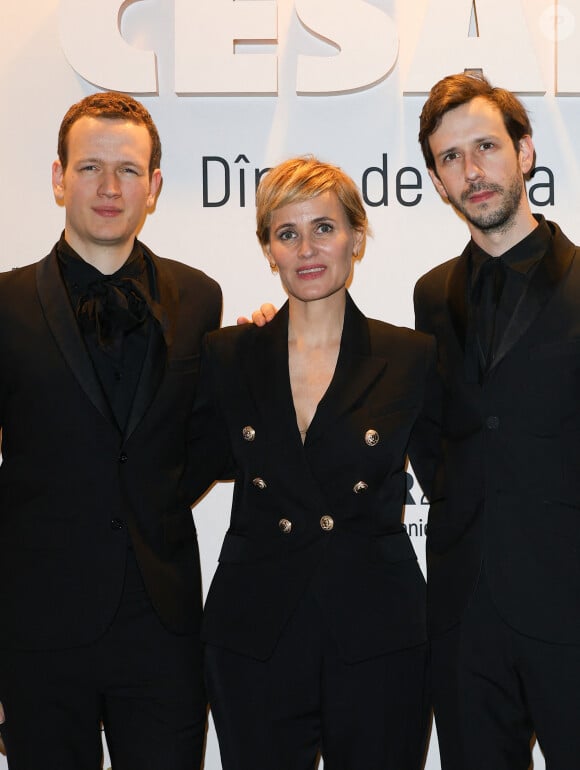 Noé Boon, Judith Godrèche et Richard Sears - Photocall de la 49ème édition de la cérémonie des César au Fouquet's à Paris Le 23 fevrier 2024 © Coadic Guirec / Bestimage