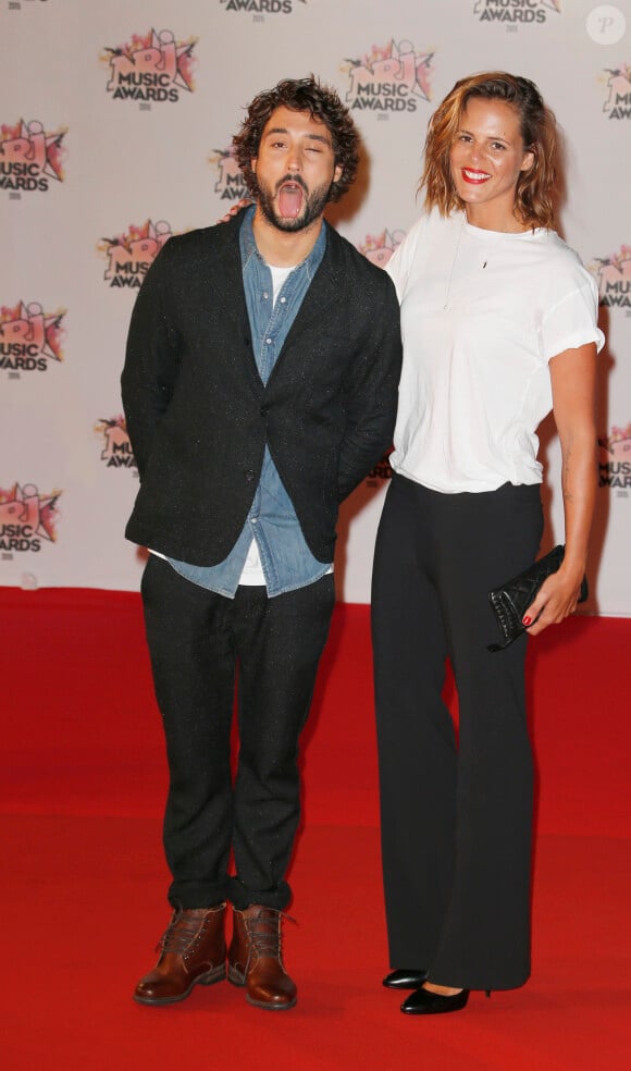 Laure Manaudou et son compagnon Jérémy Frérot - Arrivées à la 17ème cérémonie des NRJ Music Awards 2015 au Palais des Festivals à Cannes, le 7 novembre 2015. 