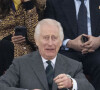 Si cette présence inattendue en a ravit plus d'un, Camilla ne devait pas être en joie
Le roi Charles III d'Angleterre, pris d'un fou rire lors du Pony Club Mounted au Royal Windsor Horse Show à Windsor, le 3 mai 2024. 