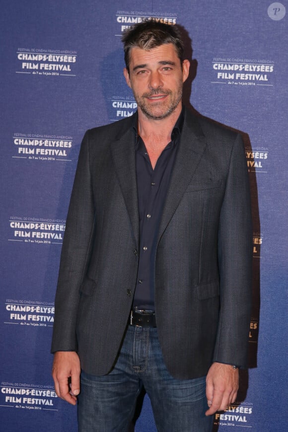 Et l'acteur a eu des mots très gentils pour ce dernier.
Thierry Neuvic - Photocall de la cérémonie de clôture de la 5ème Champs Elysées FIlm Festival à Paris, le 14 juin 2016. © CVS-Veeren/Bestimage