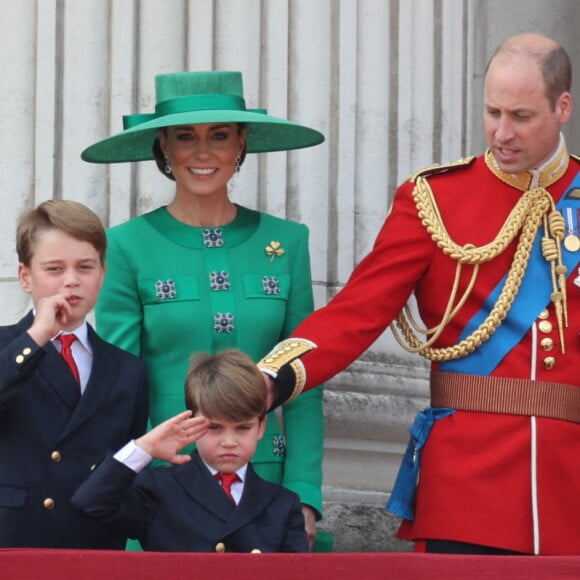 Le prince George, la princesse de Galles, le prince Louis, le prince de Galles, sur le balcon du palais de Buckingham, à l'occasion de "Trooping the Colour", le 17 juin 2023. Stephen Lock/i-Images/ABACAPRESS.COM