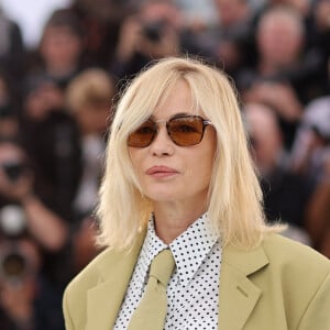 Emmanuelle Béart, co-présidente du jury - Photocall du jury Caméra d'Or lors du 77ème Festival International du Film de Cannes (14 - 25 mai 2024), le 15 mai 2024. © Jacovides / Moreau / Bestimage