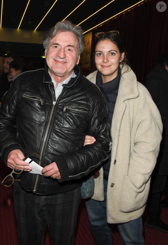 Fruit de ses amours avec Daniel Auteuil, l'actrice s'est séparée de l'acteur trois ans après la naissance de leur fille. 
Exclusif - Daniel Auteuil et sa fille Nelly - People au concert de Dave à Bobino à Paris le 18 novembre 2019. © Coadic Guirec/Bestimage