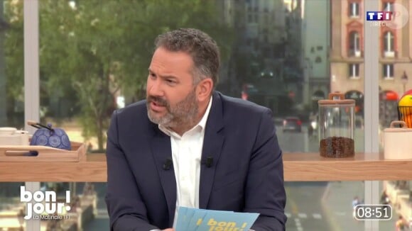 Un seul manquait à l'appel...
Bruce Toussaint sur le plateau de "Bonjour !"