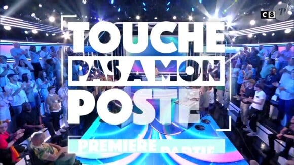 Depuis 2012, "Touche pas à mon poste" est diffusé chaque soir
Logo de "Touche pas à mon poste"