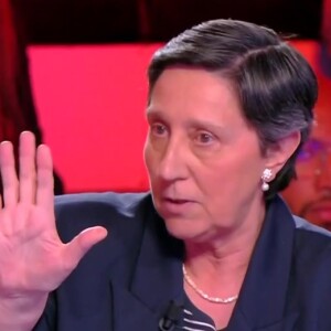 Malgré son très bon salaire, elle s'est retrouvée dans une "galère noire"
Danielle Moreau dans "Touche pas à mon poste"