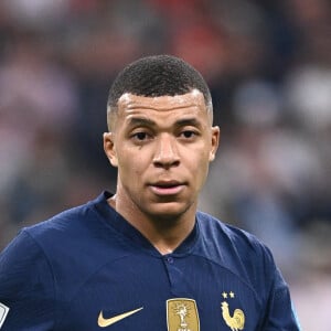 L'attaquant a organisé une soirée d'au revoir dans un restaurant italien de Paris

Kylian Mbappe au match de demi-finale opposant la France au Maroc lors de la Coupe du Monde 2022 au stade Al-Bayt, à Doha, Qatar, le 14 décembre 2022. La France a gagné 2-0. © Philippe Perusseau/Bestimage