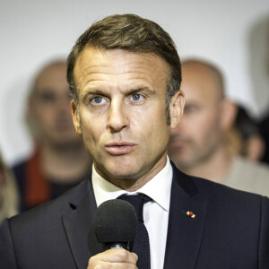 Le président de la République, Emmanuel Macron était invité pour l'évènement

Le président français Emmanuel Macron visite l'usine McCain dans la Marne lors du septième sommet Choose France à Matougues, France, le 13 mai 2024. Le président a évoqué l'attractivité de la France. © Gabrielle Cezard/Pool/Bestimage