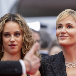 Tess Barthélemy et sa mère Judith Godrèche - Montée des marches du film " Furiosa : A Mad Max Saga " lors du 77ème Festival International du Film de Cannes, au Palais des Festivals à Cannes. Le 15 mai 2024 © Olivier Borde / Bestimage 