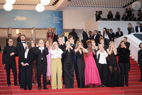 Noé Boon, Richard Sears, Judith Godrèche, Tess Barthélemy, Rokhaya Diallo - Montée des marches du film " Furiosa : A Mad Max Saga " lors du 77ème Festival International du Film de Cannes, au Palais des Festivals à Cannes. Le 15 mai 2024 © Jacovides-Moreau / Bestimage 