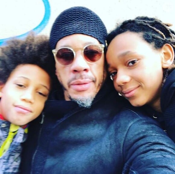 JoeyStarr avec ses fils Matisse et Khalil - photo postée sur le compte Instagram du rappeur le 18 février 2018.