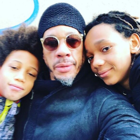 JoeyStarr avec ses fils Matisse et Khalil - photo postée sur le compte Instagram du rappeur le 18 février 2018.