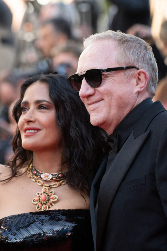 Salma Hayek et Francois-Henri Pinault assistent à l'avant-première d'Emilia Perez dans le cadre du 77e Festival international du film de Cannes, à Cannes, en France, le 18 mai 2024. Photo par Aurore Marechal/ABACAPRESS.COM