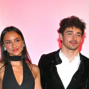 Après sa belle victoire, Charles Leclerc s'est rendu à la soirée de gala du 81ème Grand Prix de Formule 1 de Monaco

Frédéric Vasseur, Alexandra Saint Mleux, Charles Leclerc, le prince Albert II de Monaco et la princesse Charlène durant la soirée de gala du 81ème Grand Prix de Formule 1 de Monaco, salle des Etoiles du Sporting de Monaco, le 26 mai 2024. Cette soirée met à l'honneur le vainqueur du Grand Prix, le monégasque Charles Leclerc. © Bruno Bebert/Bestimage