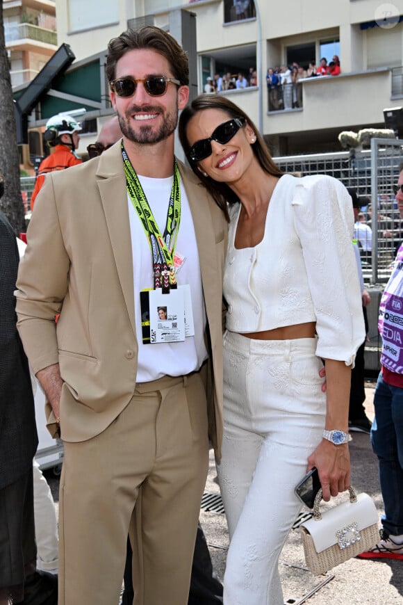 Kevin Trapp et Izabel Goulart lors du Grand Prix de Formule 1 (F1) de Monaco, le 26 mai 2024. © Bruno Bebert/Bestimage Celebrities during the Formula 1 (F1) Monaco Grand Prix, May 26, 2024.