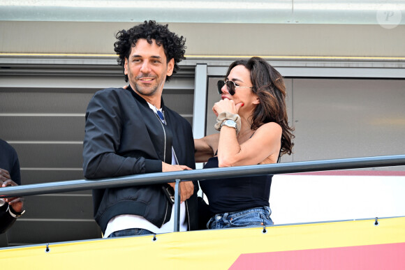 Sandra et Tomer Sisley lors du Grand Prix de Formule 1 (F1) de Monaco, le 26 mai 2024. © Bruno Bebert/Bestimage