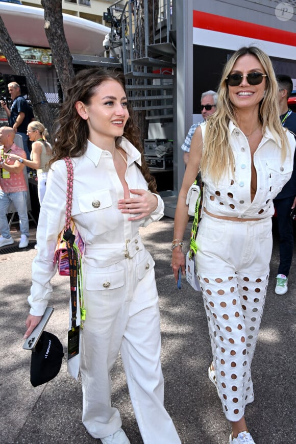 Leni Klum et Heidi Klum lors du Grand Prix de Formule 1 (F1) de Monaco, le 26 mai 2024. © Bruno Bebert/Bestimage Celebrities during the Formula 1 (F1) Monaco Grand Prix, May 26, 2024.