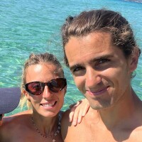 Pierre-Hugues Herbert forme un couple solide avec sa femme : à leur mariage, elle avait choisi une sublime robe de mariée originale