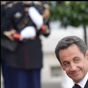 Passation de pouvoir entre Nicolas Sarkozy et Jacques Chirac à l'Elysée en 2007