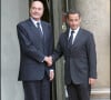 Plus que son prédécesseur Jacques Chirac
Passation de pouvoir entre Nicolas Sarkozy et Jacques Chirac à l'Elysée en 2007