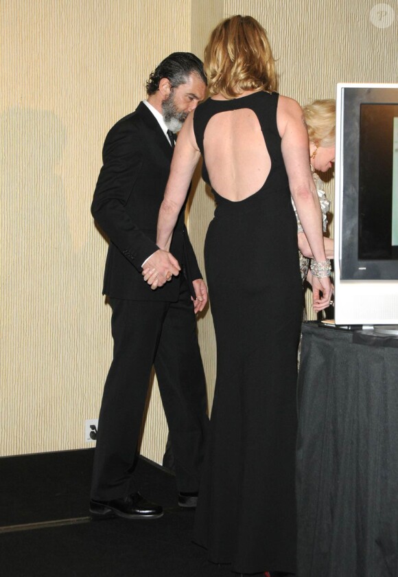 Melanie Griffith et Antonio Banderas à l'occasion de la 24e cérémonie des Genesis Awards, qui s'est tenue au Beverly Hilton Hotel de Los Angeles, le 20 mars 2010.